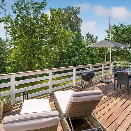4 Bedroom Gorgeous In *